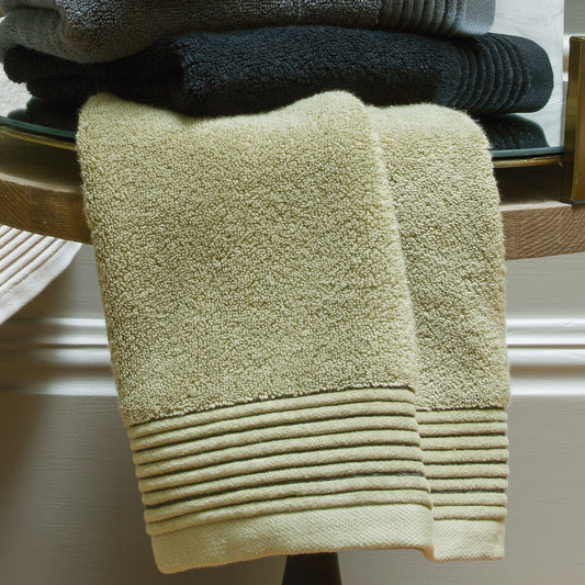 Opulence Face Towel (Glove) 520 GSM 100% Cotton - NEW!