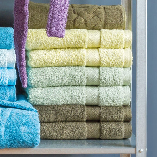 Deluxe Bath Towel 650 GSM 100% Cotton