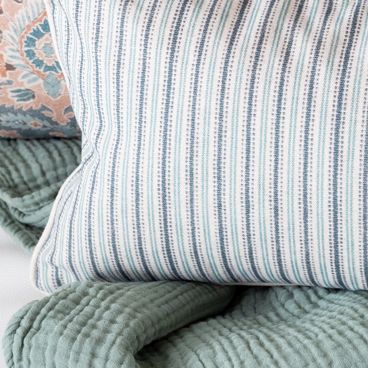 Decorative Indoor Cushion "Stefanny Raya" - NEW!